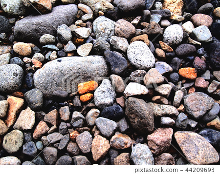 Riverstone幹石頭的各種顏色和形狀 Riverstone幹石頭的各種顏色和形狀 44209693