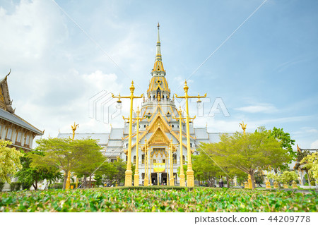 Gorgeous temple in Thailand Wat Sothonwararam Gorgeous temple in Thailand Wat Sothonwararam 44209778