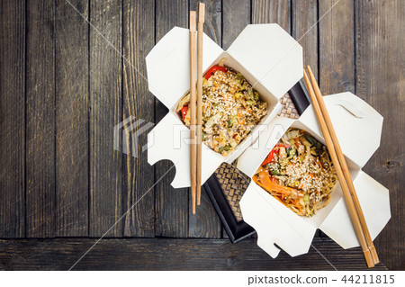 Wok noodles Udon and rice Wok noodles Udon and rice 44211815