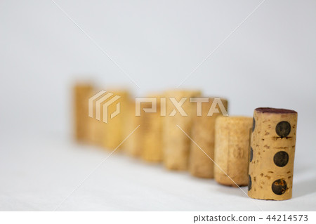 黃柏黃柏白色布料背景黃柏 黃柏黃柏白色布料背景黃柏 44214573
