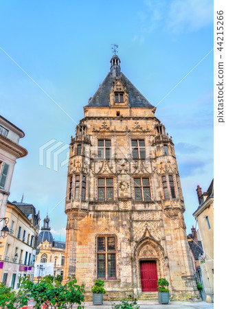 The Belfry of Dreux in France 44215266