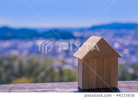 Housing image 44215656