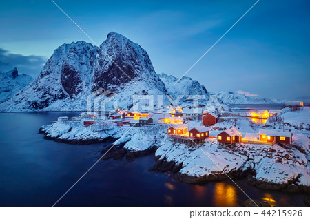 Hamnoy fishing village on Lofoten Islands, Norway Hamnoy fishing village on Lofoten Islands, Norway 44215926