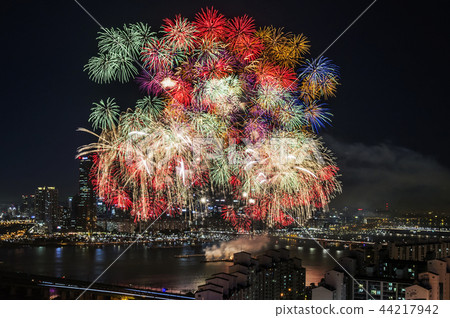 Seoul Fireworks Seoul Fireworks 44217942