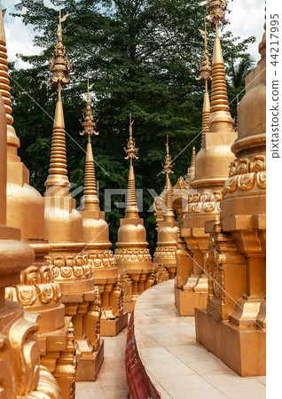 Thai great many golden pagodas of Wat Pasawangboon 44217995