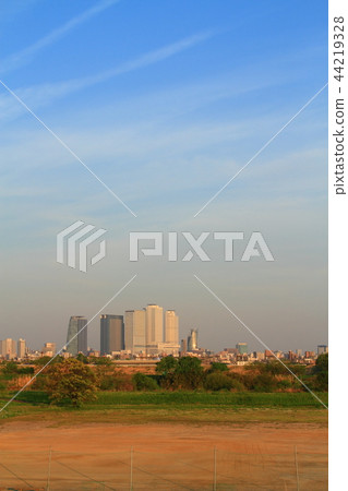 春天名古屋市都市風景 春天名古屋市都市風景 44219328