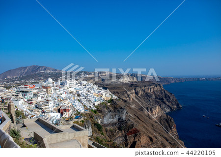 Cityscape of Thira 44220105