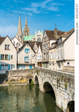 View of Chartres above the Eure river. France View of Chartres above the Eure river. France 44220337