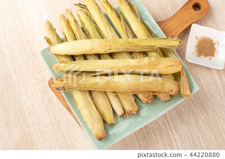Tamameshi bamboo shoots Izakaya Japanese cuisine roast baby corn Tamameshi bamboo shoots Izakaya Japanese cuisine roast baby corn 44220880