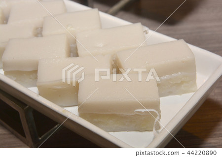Coconut Milk Jelly (Thai Dessert) Wun Kati. Coconut Milk Jelly (Thai Dessert) Wun Kati. 44220890