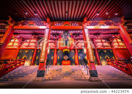 Sensoji is an ancient Buddhist temple at night 44223974