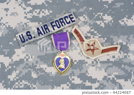Purple Heart  award on US AIR FORCE  uniform 44224087