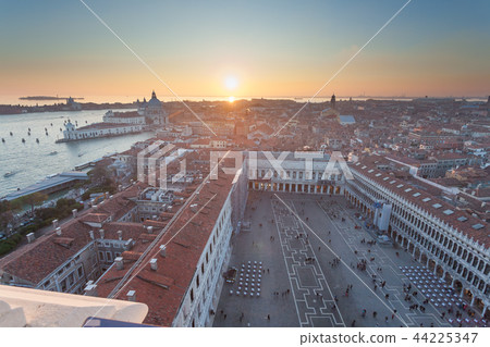 Aerial view of Venice at dawn, Italy Aerial view of Venice at dawn, Italy 44225347