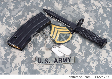 M-16 magazine with ammo  44225753