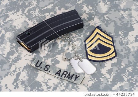 M-16 magazine with ammo M-16 magazine with ammo 44225754