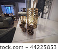 Decorative candle holder 44225853