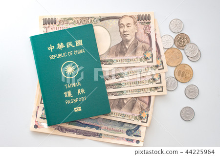 Japanese yen banknotes, ROC Taiwan passports Japanese yen banknotes, ROC Taiwan passports 44225964