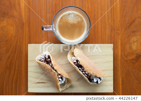 Banoffee pancake roll with the espresso cup. Banoffee pancake roll with the espresso cup. 44226147