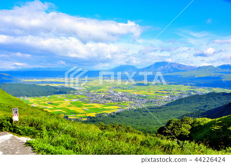 阿蘇·松瑪山（Aso Sommasan），美麗的天空一覽無餘 44226424