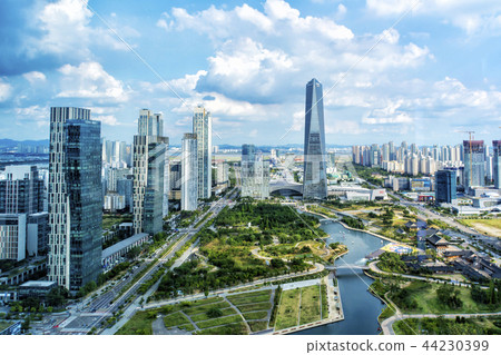 Songdo New Town 44230399