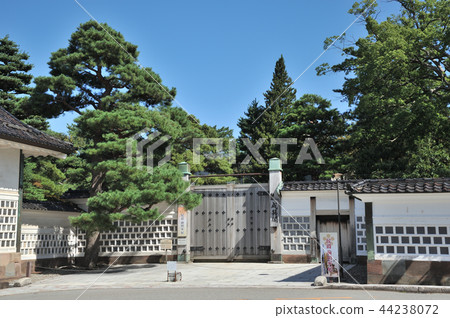 Kanazawa Seikeikaku 44238072