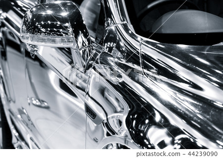 Chromium chrome reflection mirror surface 44239090