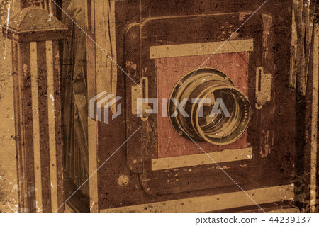 vintage old camera large format closeup vintage old camera large format closeup 44239137