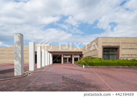 Miyagi Prefectural Museum of Art 44239489