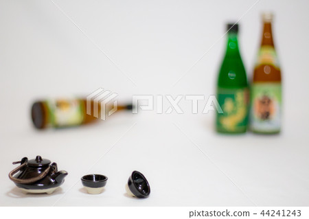 Year-end party image New Year's party image Drinking party Women's meeting Year-end party image New Year's party image Drinking party Women's meeting 44241243