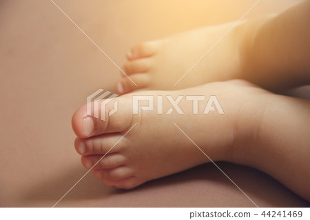This is a foot photo of a child. This is a foot photo of a child. 44241469