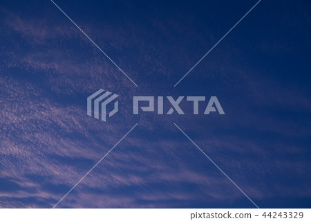 October sky (3: 2) 44243329