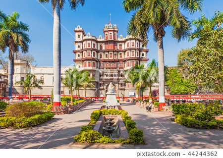 Rajwada palace, Indore 44244362