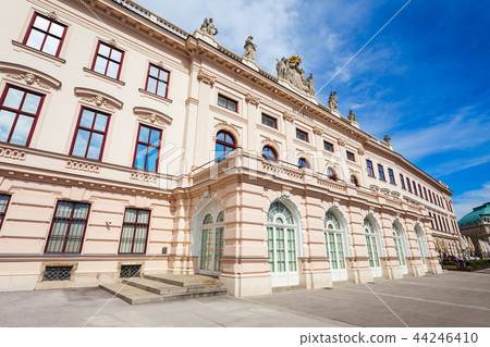 Albertina museum in Vienna Albertina museum in Vienna 44246410