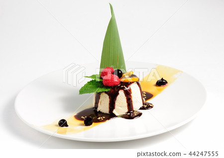 semifredo, italian ice cream dessert with halva 44247555