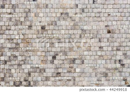 The wall is tiled. The wall is tiled. 44249918