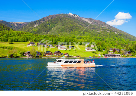 Wolfgangsee lake in Austria 44251099