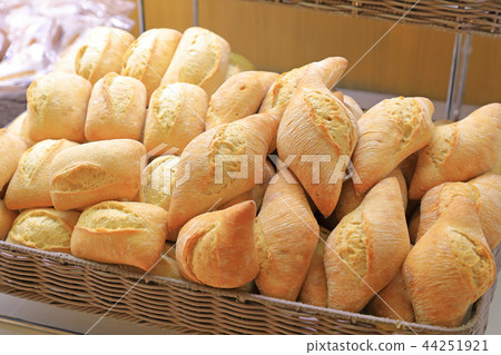 Breakfast buffet bread 44251921