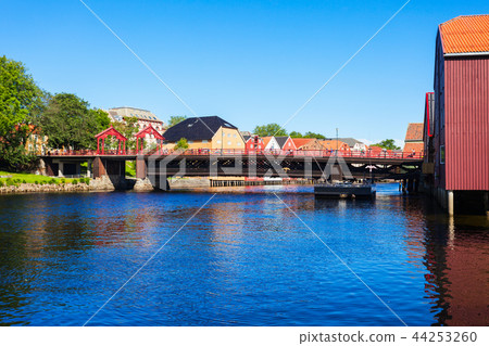 Old Town Bridge, Trondheim 44253260