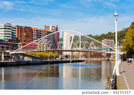 Nervion River embankment in Bilbao Nervion River embankment in Bilbao 44255357