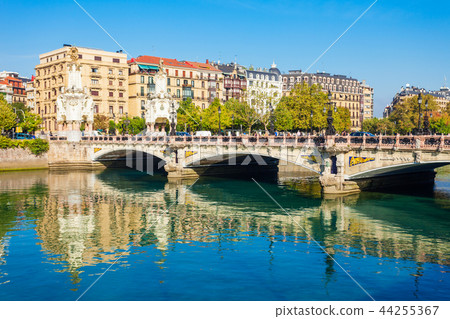 Maria Cristina bridge, San Sebastian 44255367
