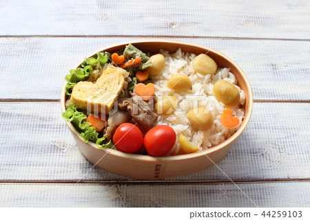 Chestnut rice lunch Chestnut rice lunch 44259103