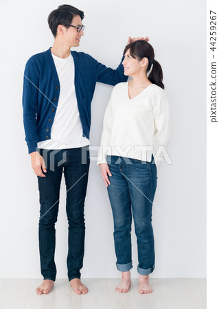 Couple / Family Couple / Family 44259267