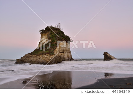Tsutsugaura's Married Rocks Atsumi,千葉縣Tsutsugaura Sunset View Tsuzagaura's Sunset Tsutsugaura's Married Rocks Atsumi,千葉縣Tsutsugaura Sunset View Tsuzagaura's Sunset 44264349