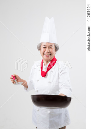Establishment of restaurant, portrait of woman chef 44265494