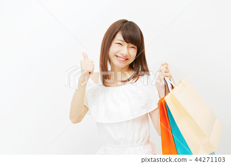 Shopping image White background 44271103