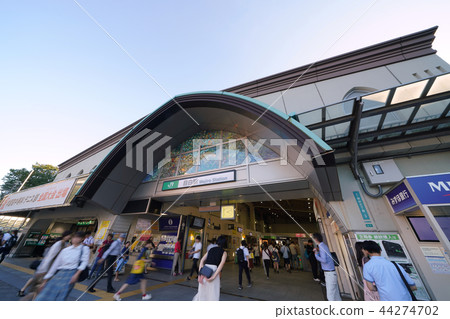 Tokyo cityscape in Japan I look at Mejiro Station 44274702