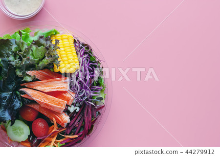 Salad fresh vegetables for diet and heathy eating Salad fresh vegetables for diet and heathy eating 44279912