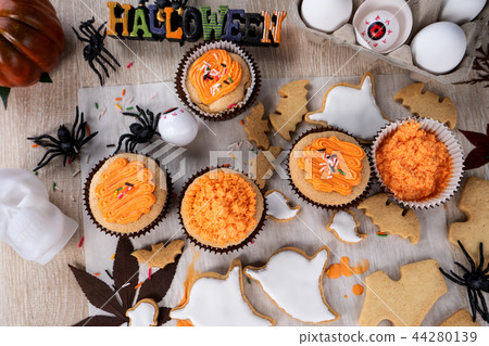 Manseibetsu糖霜Kirimochi Kiricha杯碟萬聖節甜點萬聖節甜點 44280139