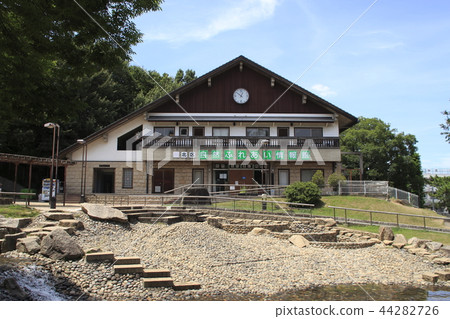 夏季的清水坂公園:北區自然互動資訊中心(東京都北區) 夏季的清水坂公園:北區自然互動資訊中心(東京都北區) 44282726