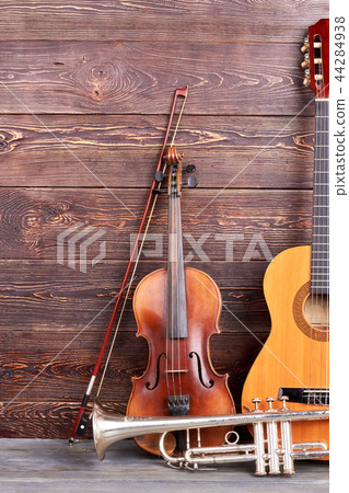 Musical instruments of vintage style. Musical instruments of vintage style. 44284938